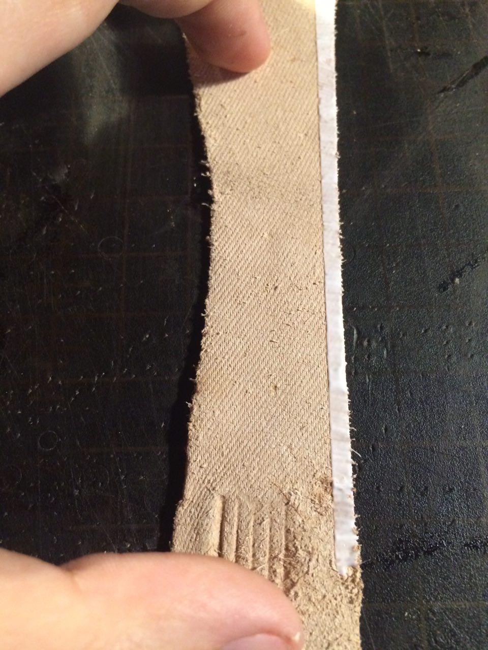 Looking for recommendations for leather glue & doing edges : r/Leathercraft
