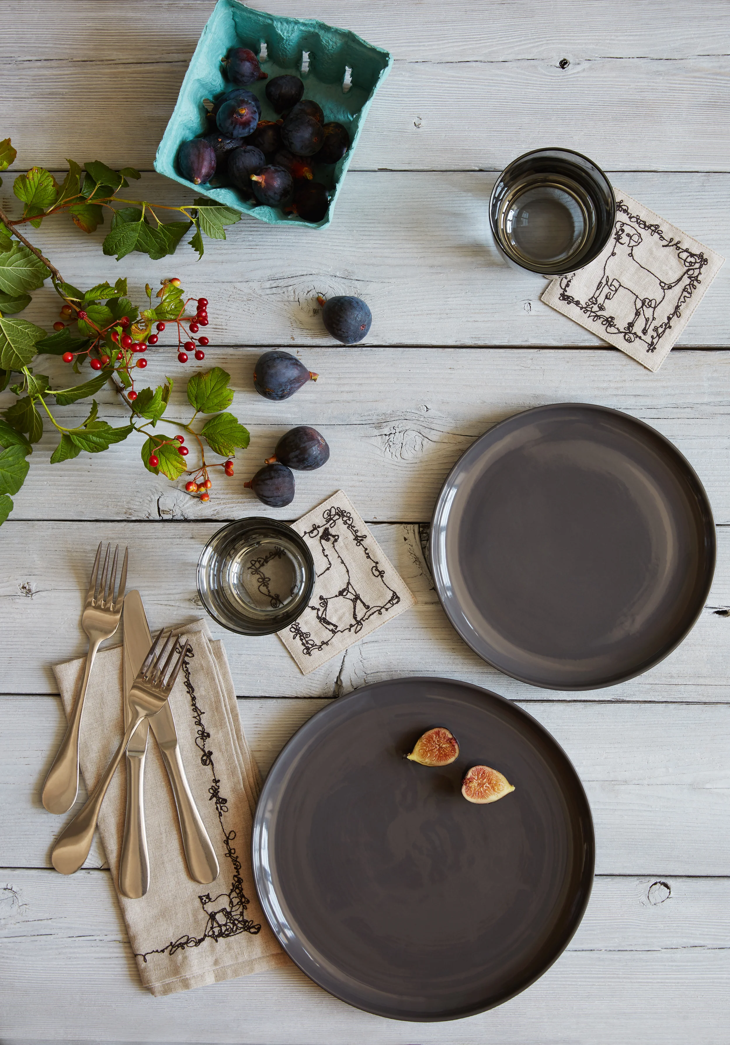 PHOTO PRODUCTION - ED by Ellen DeGeneres // Photo: Erin Derby // Creative Director: Juliette Merck
