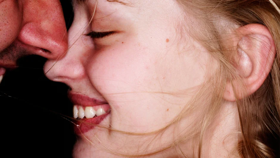 Kifert_kisskiss_06.jpg