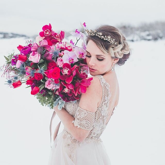 Throwback to this gorgeous shoot in Perisher Valley.⠀
⠀
Hair - by me⠀
Makeup - @sandraglmakeup⠀
⠀
#hairstylist #bridalhair #weddings #braids @nakhair #romance #snow #thestablesperisher