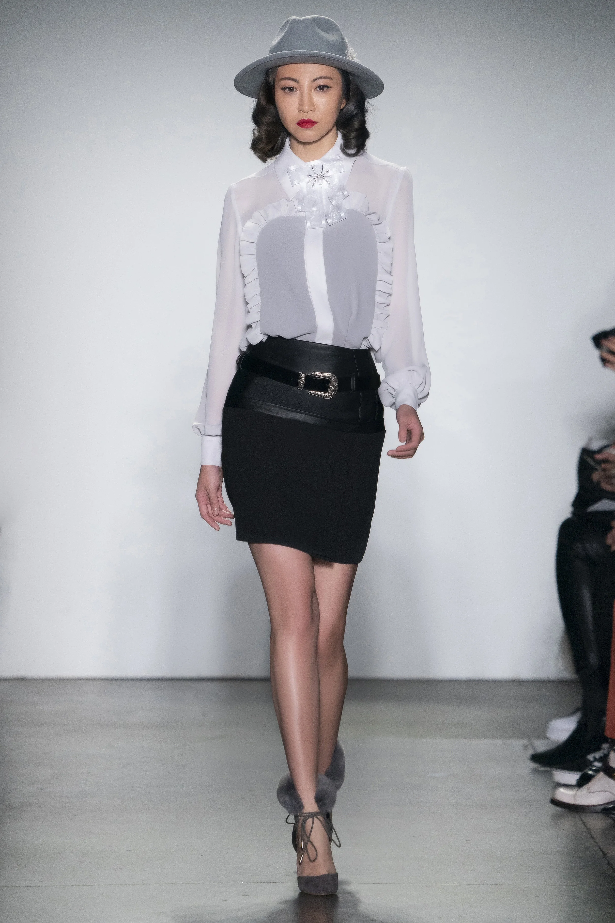 RRNY_AW19_Look04.jpg