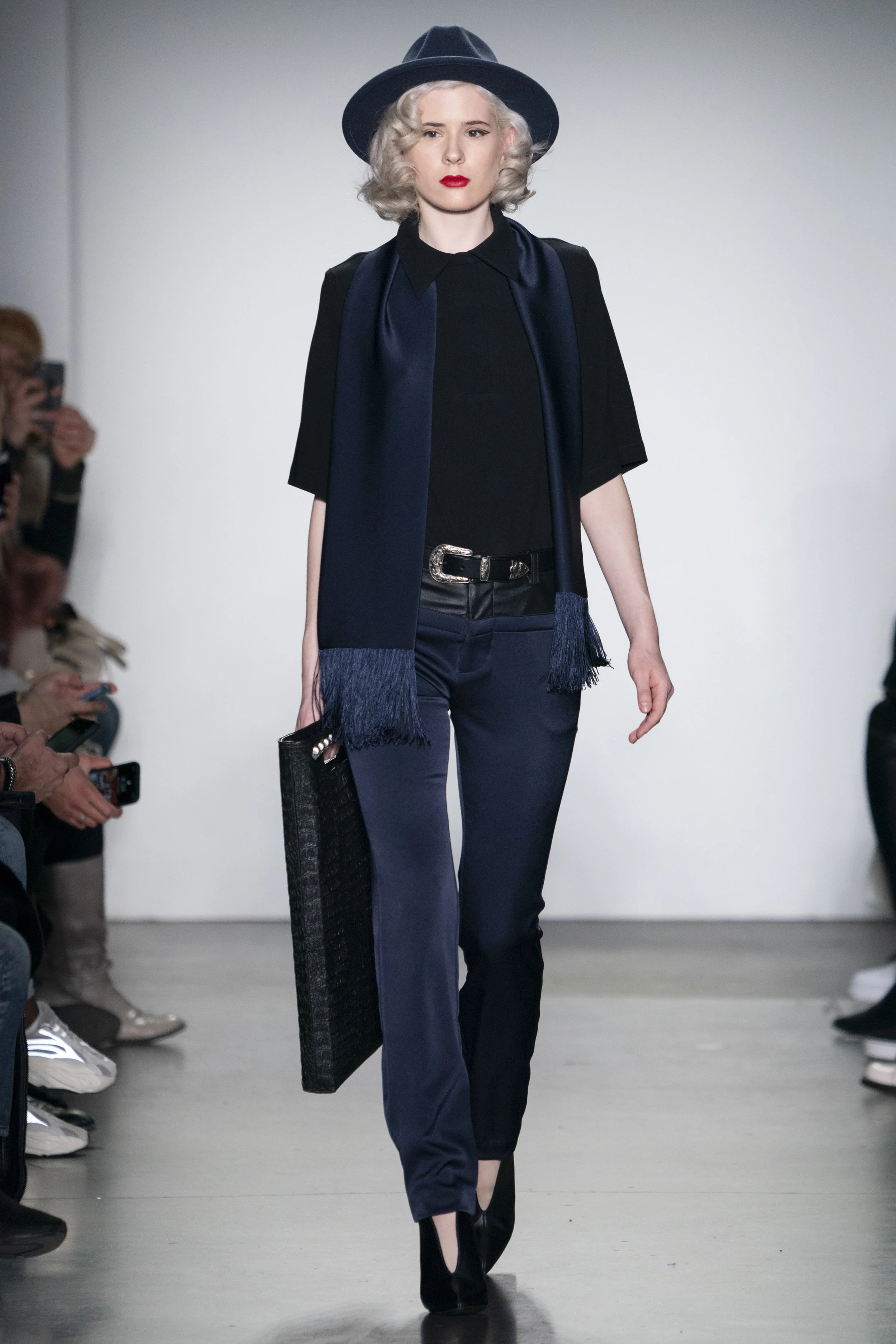RRNY_AW19_Look06.jpg