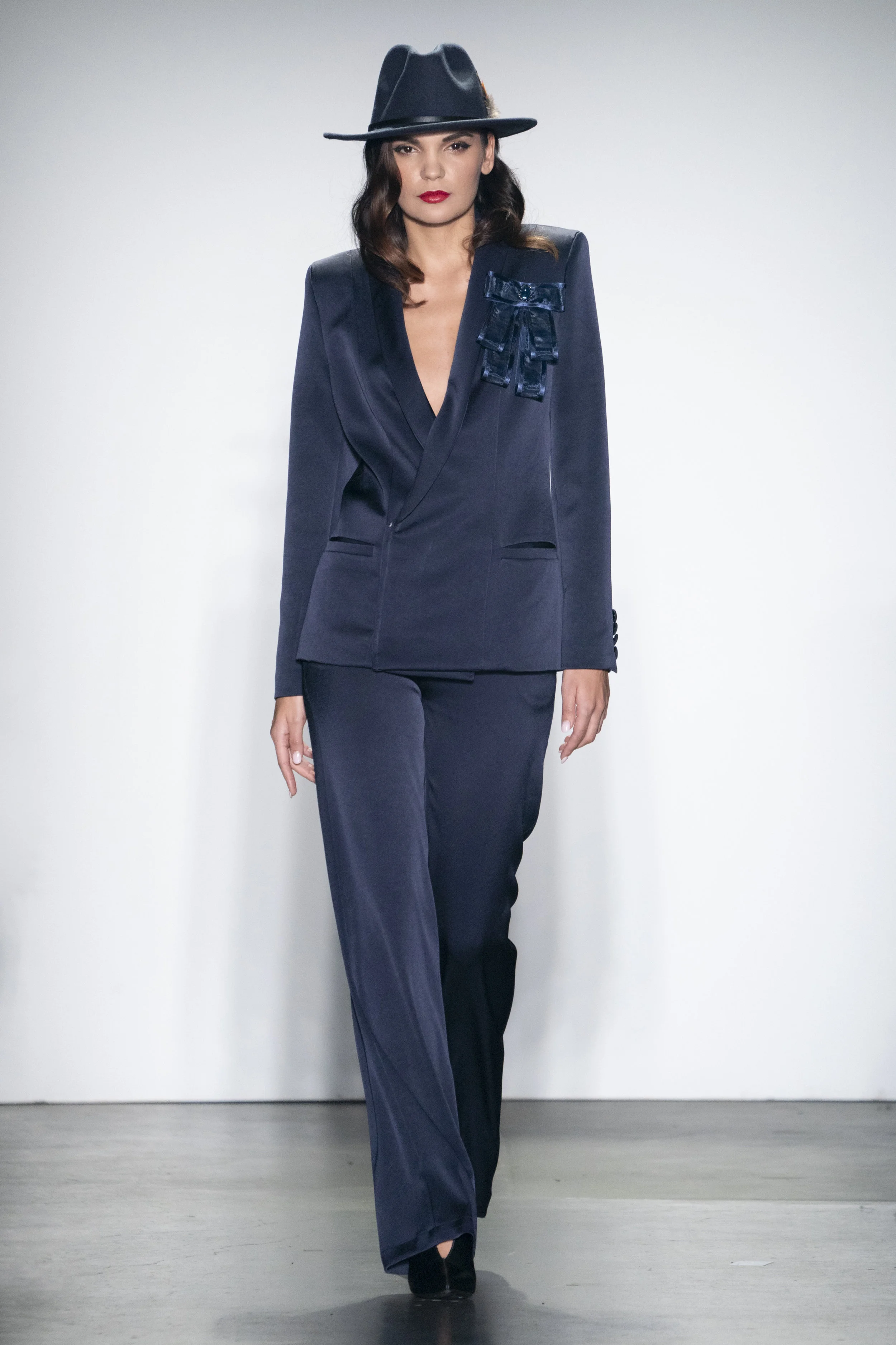 RRNY_AW19_Look07.jpg