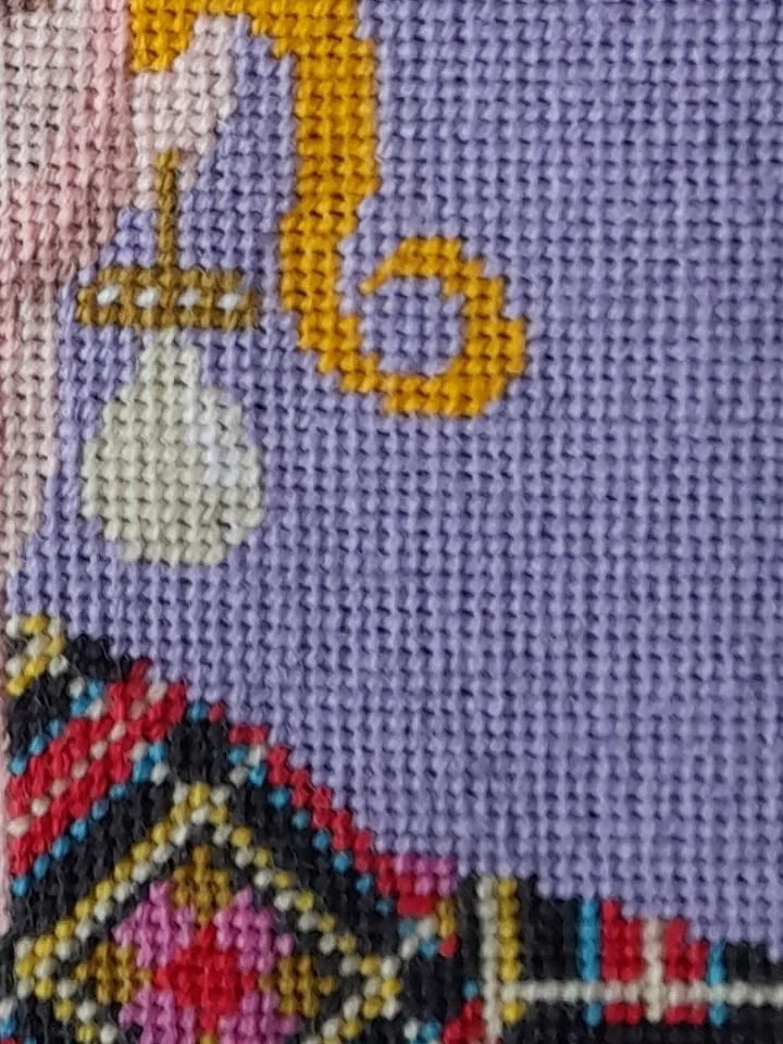 If you were at the #knittingandstitchingshow show you may have already seen it. But here is a sneak peek of the latest design of the @appletons_wool portrait collection! ❤️