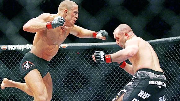 Lookin' for a Fight Free Fight: Matt Serra vs Georges St-Pierre
