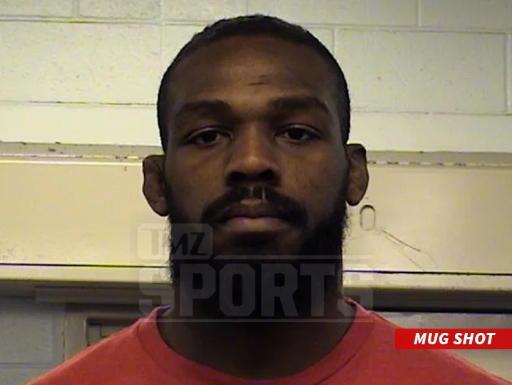 Jon Jones arrestert etter drag-race hendelsen