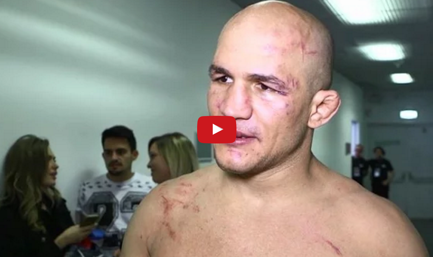 Fight Night Zagreb: Junior Dos Santos Backstage Intervju