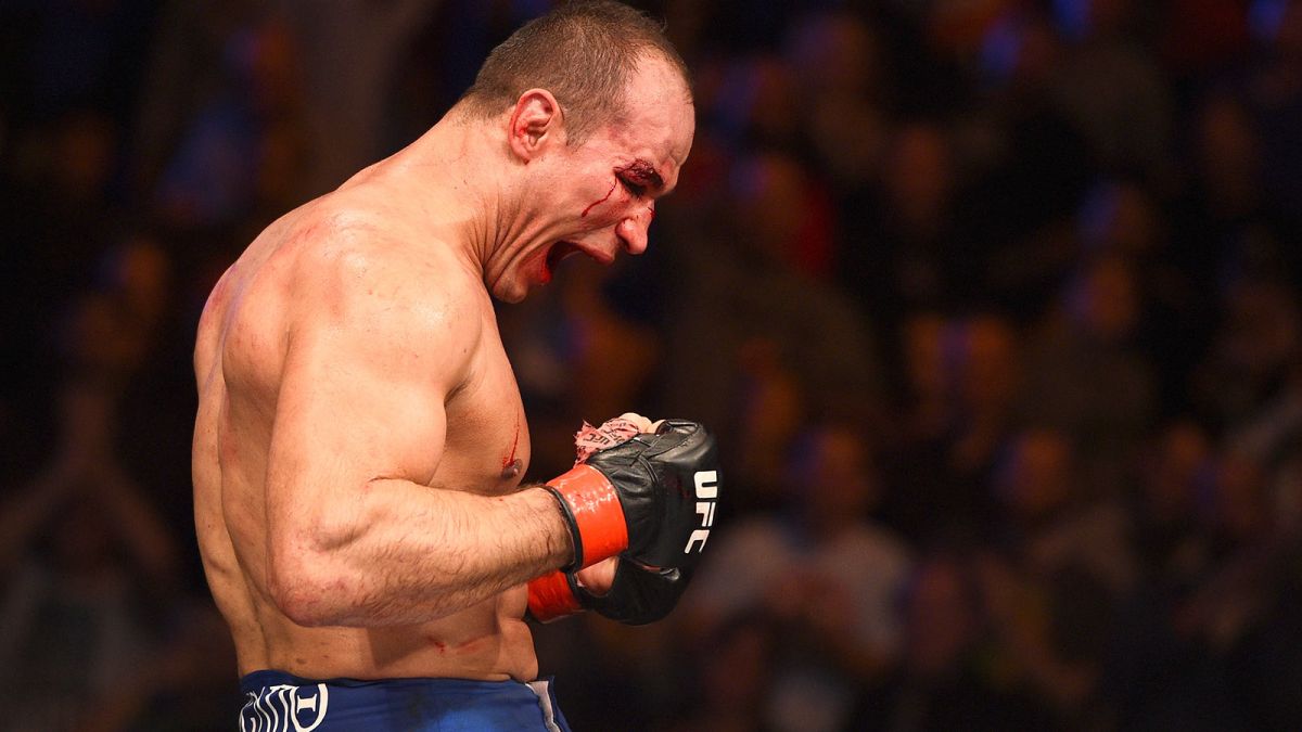 Junior Dos Santos vs Stefan Struve 2 booket for UFC Fight Night 105
