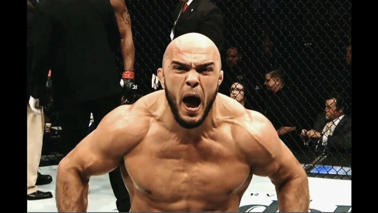 Bekreftet: Ilir Latifi møter Glover Teixeira under UFC Fight Night 134