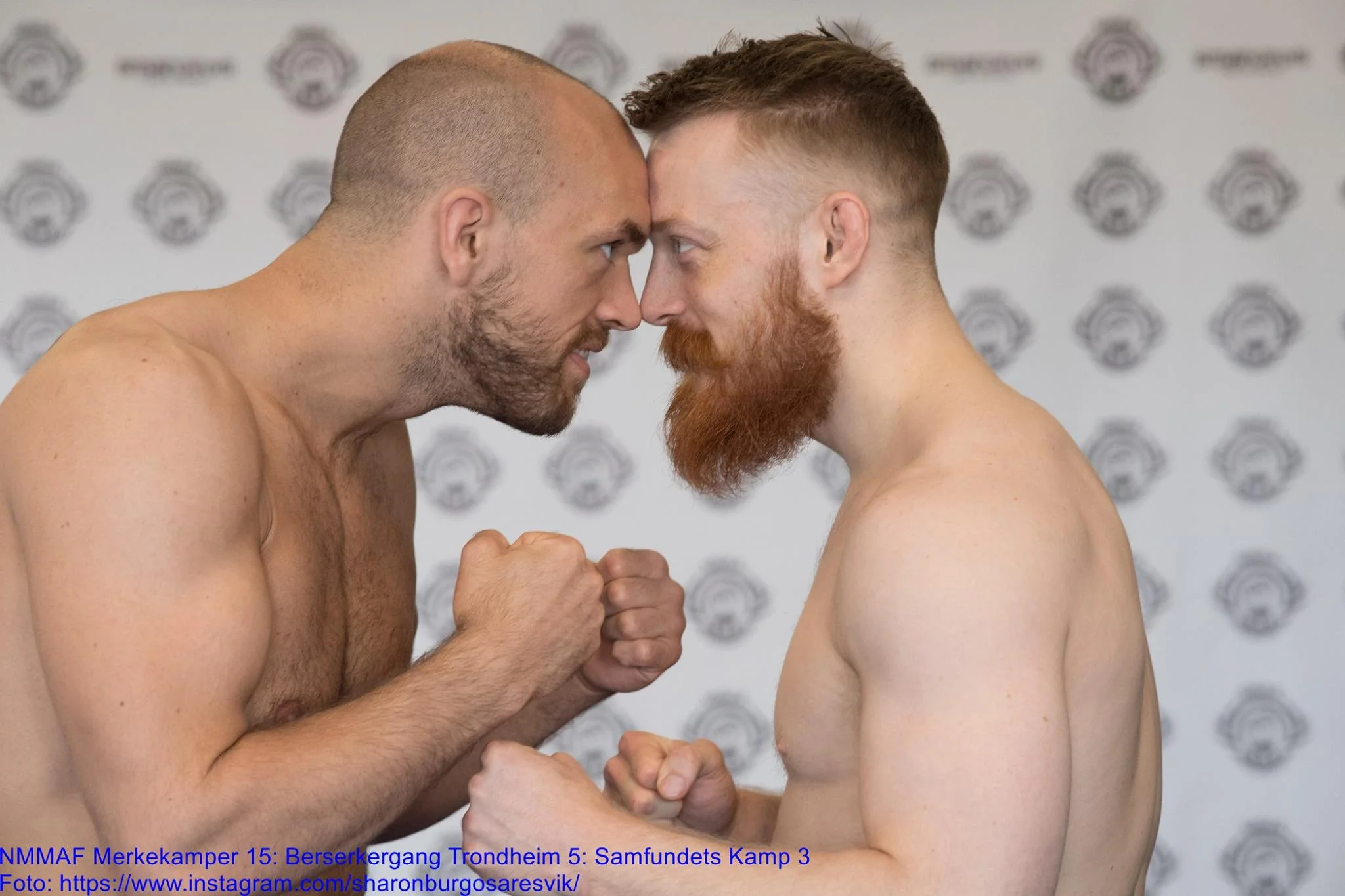 Staredown under innveiingen. Stava t.v. fra Herjer MMA mot Olsen fra MMA Trondheim (Foto: Sharon Burgos Aresvik)