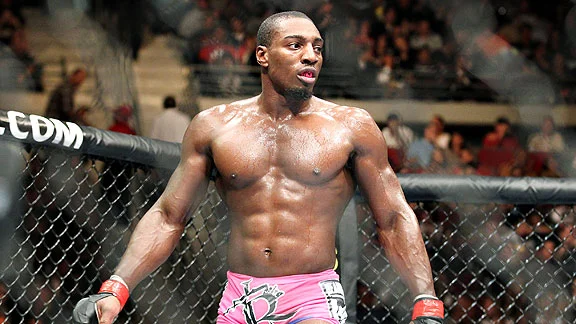 Knusende knockoutseier for Phil Davis