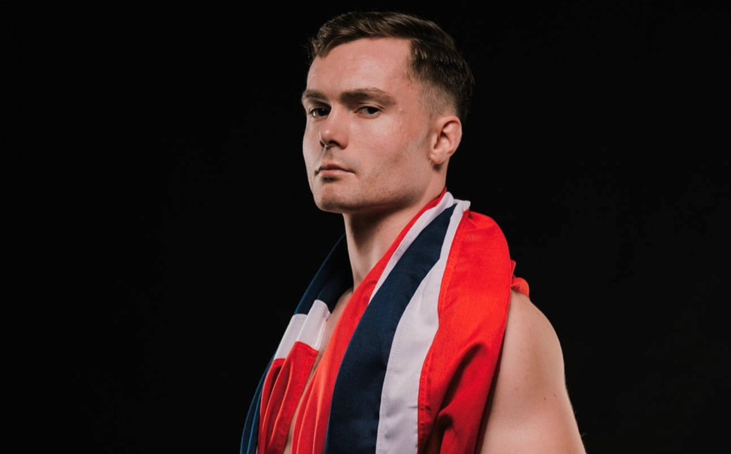 - Det var en drøm og et mål å bli profesjonell MMA fighter.  