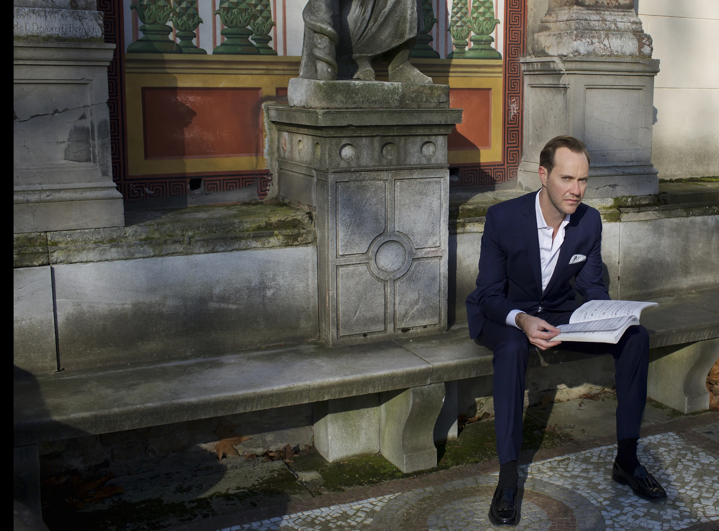 Kevin Traugott tenor sitting.jpg