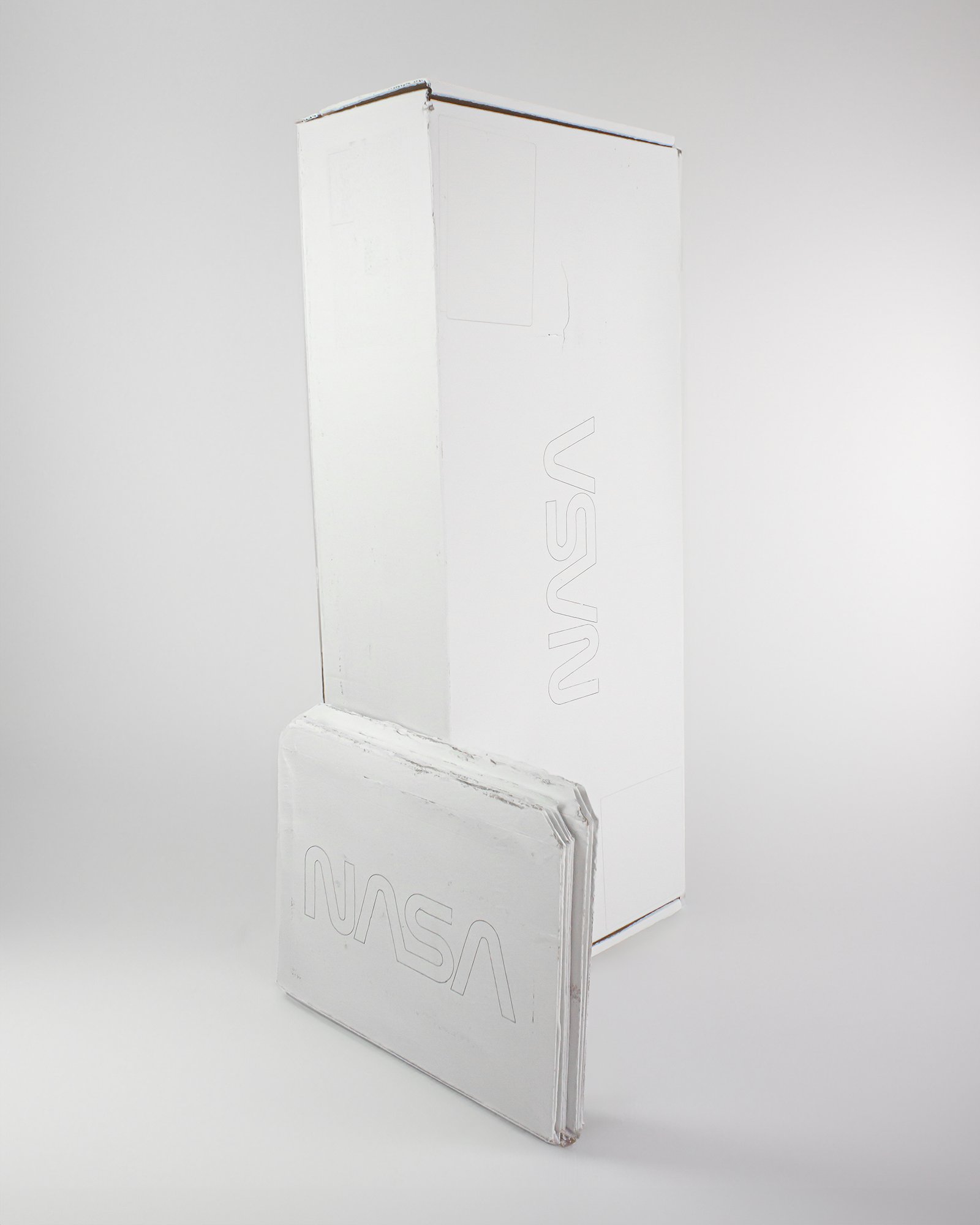 La conquête de l'espace. Cardboard, microporous paint, pencil. Variable dimensions. 2024
