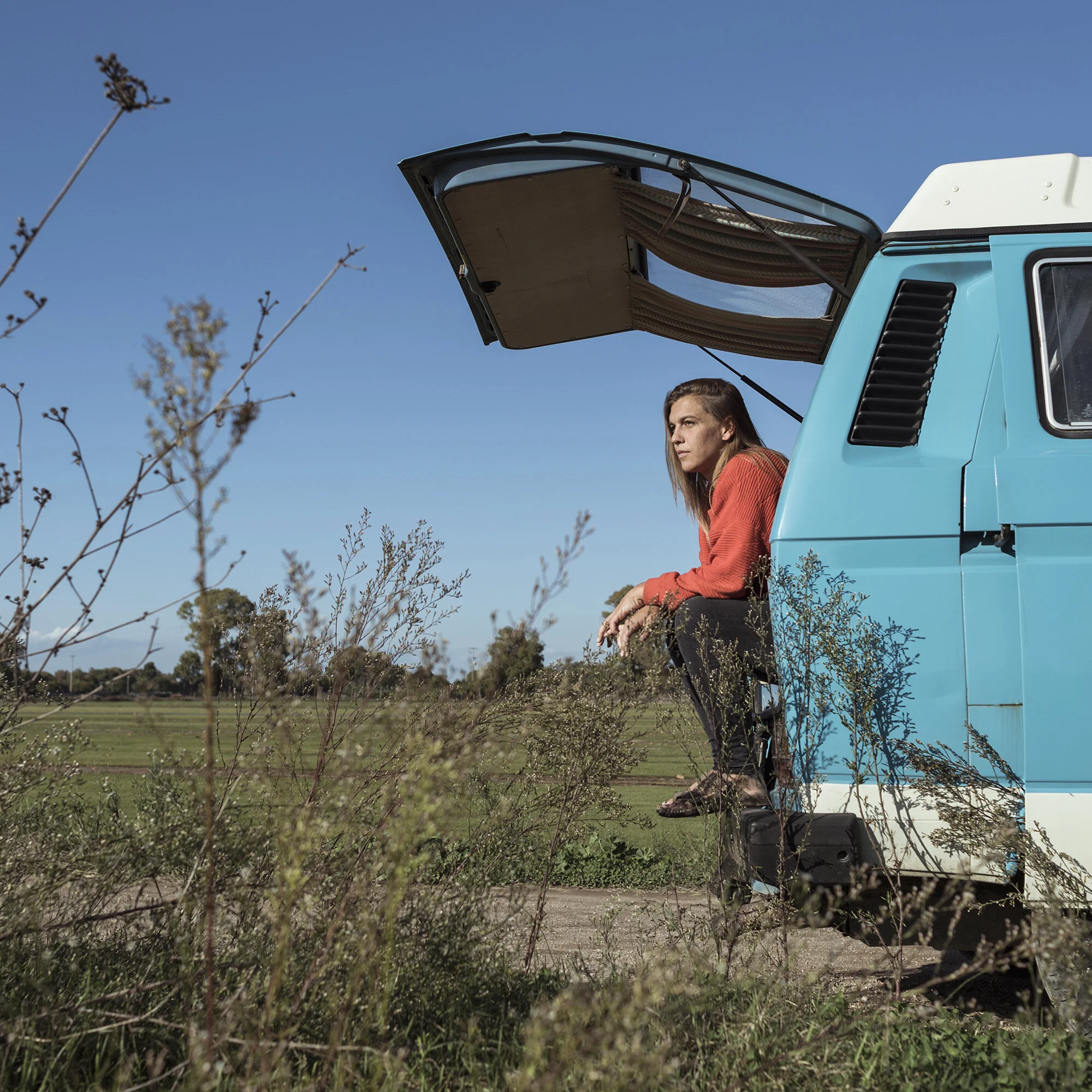 bernacca_caravan_girls08.jpg
