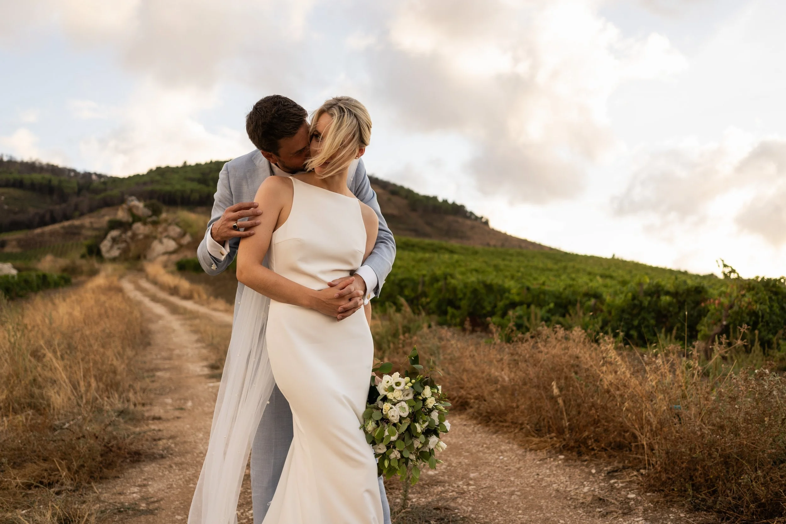 Ritratto di coppia matrimonio in Sicilia Scopello, Baglio Strafalcello