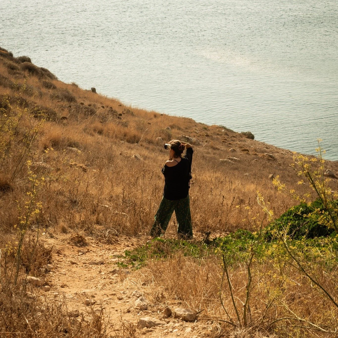 I&rsquo;m a visual artist and wedding photographer based in Sicily.
I love to tell real stories and capture emotions through natural light and a quiet, observant eye. 
I move softly, listening and watching, to photograph what truly matters.
✨ If you 