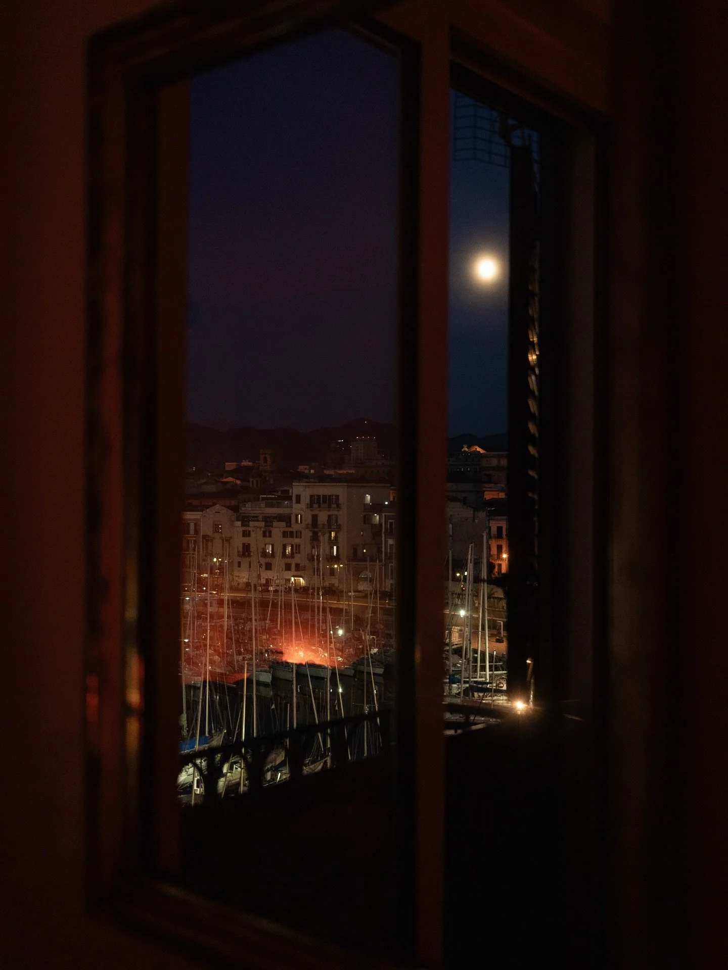 &ldquo;Forse la perdita pi&ugrave; grande nella vita di una persona &egrave; la perdita della magia. La fedelt&agrave; all&rsquo;infanzia &egrave; il rifiuto e la lotta per non perdere l&rsquo;incantesimo. Senza magia, morirei, morirebbero il mio sgu