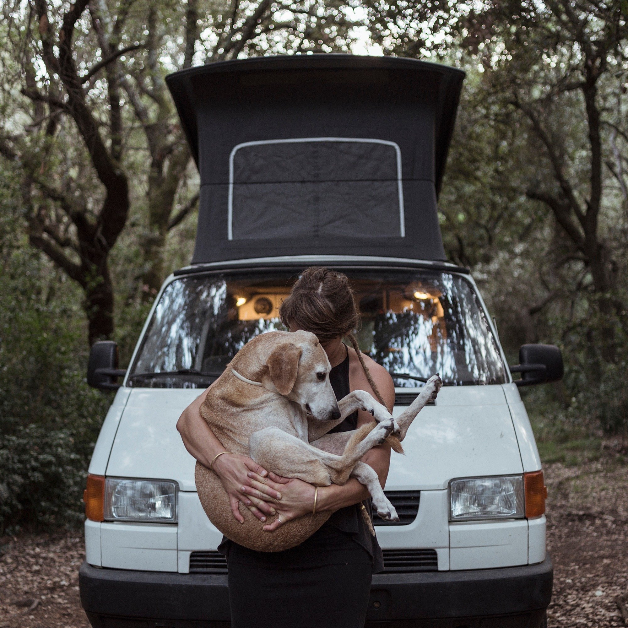 Caravan girls
Rome, 2020

I am interested in telling stories of women who in some way, in their own personal way, with their daily choices, break social patterns and stereotypes, independent women who choose their own unique way of being in the world