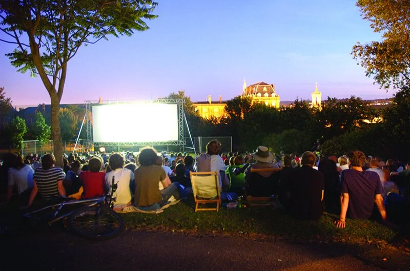 Bigscreen3.jpg