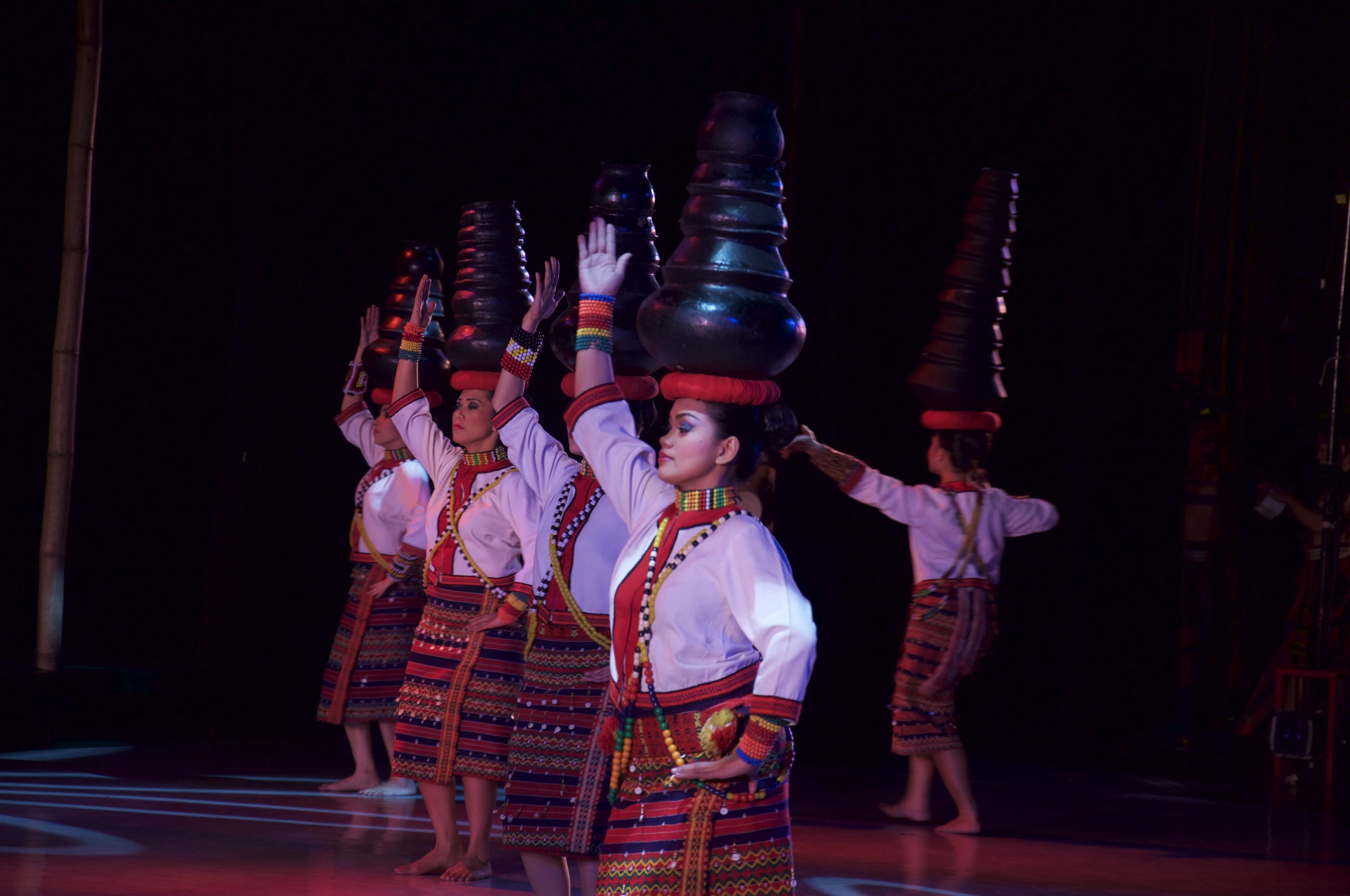 essay about folk dance in the philippines