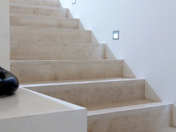 JuraLimestoneSBBStaircase1.jpg