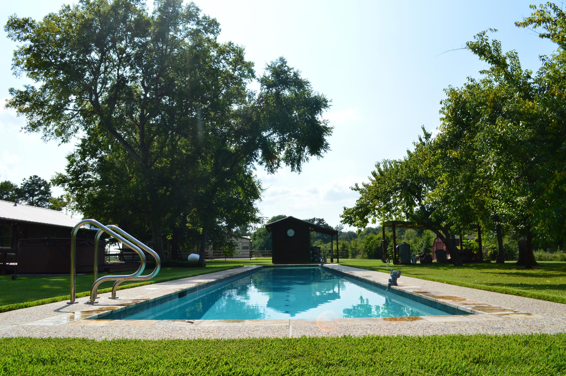 pool02.jpg