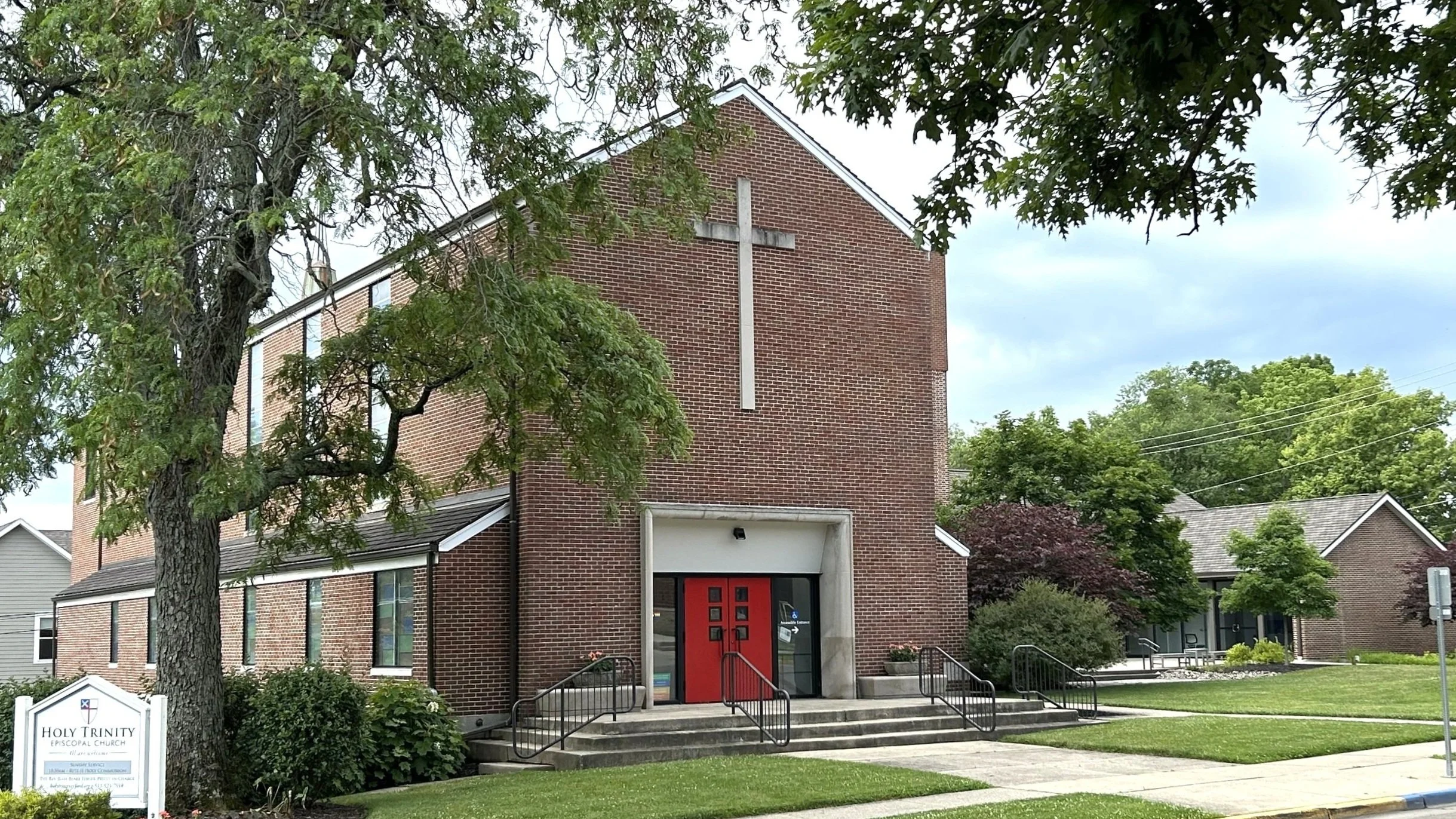 Holy%2BT%2Bfront%2BSpring%2B2024.jpg