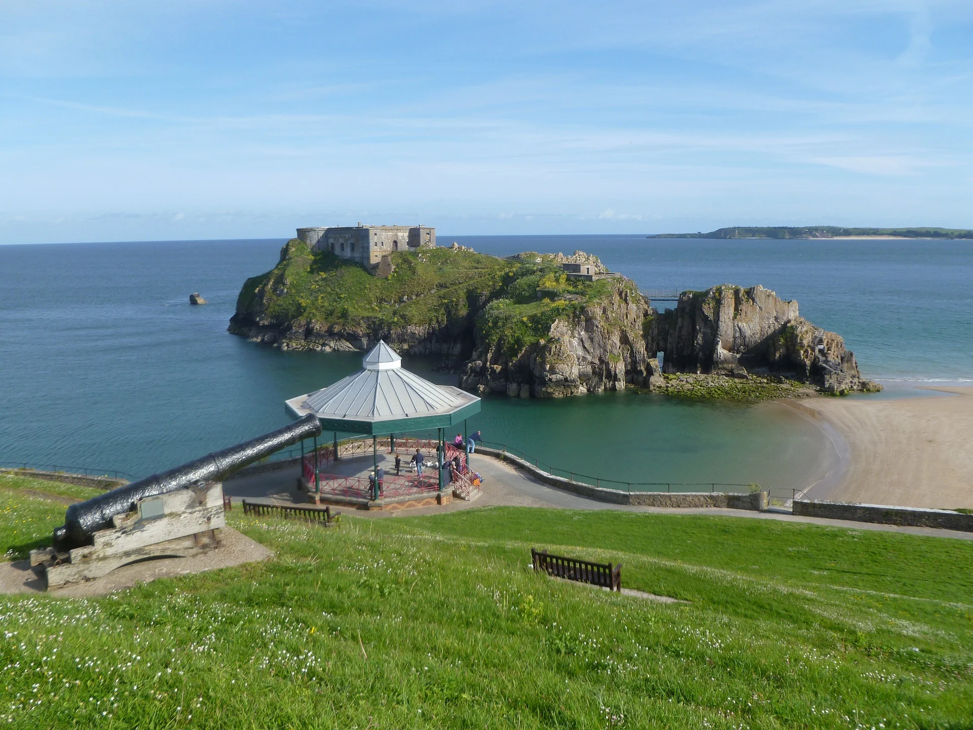 Tenby Bandstand.jpg