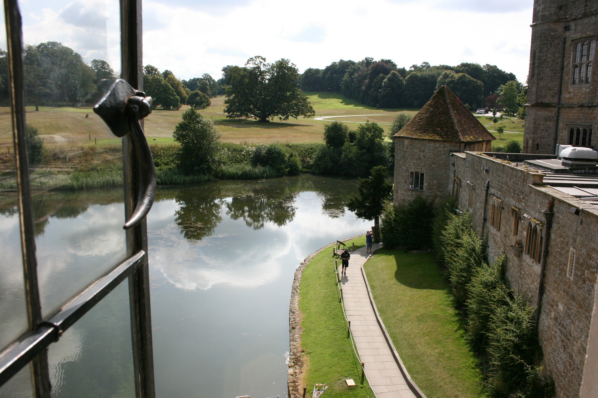 Leeds Castle.jpg