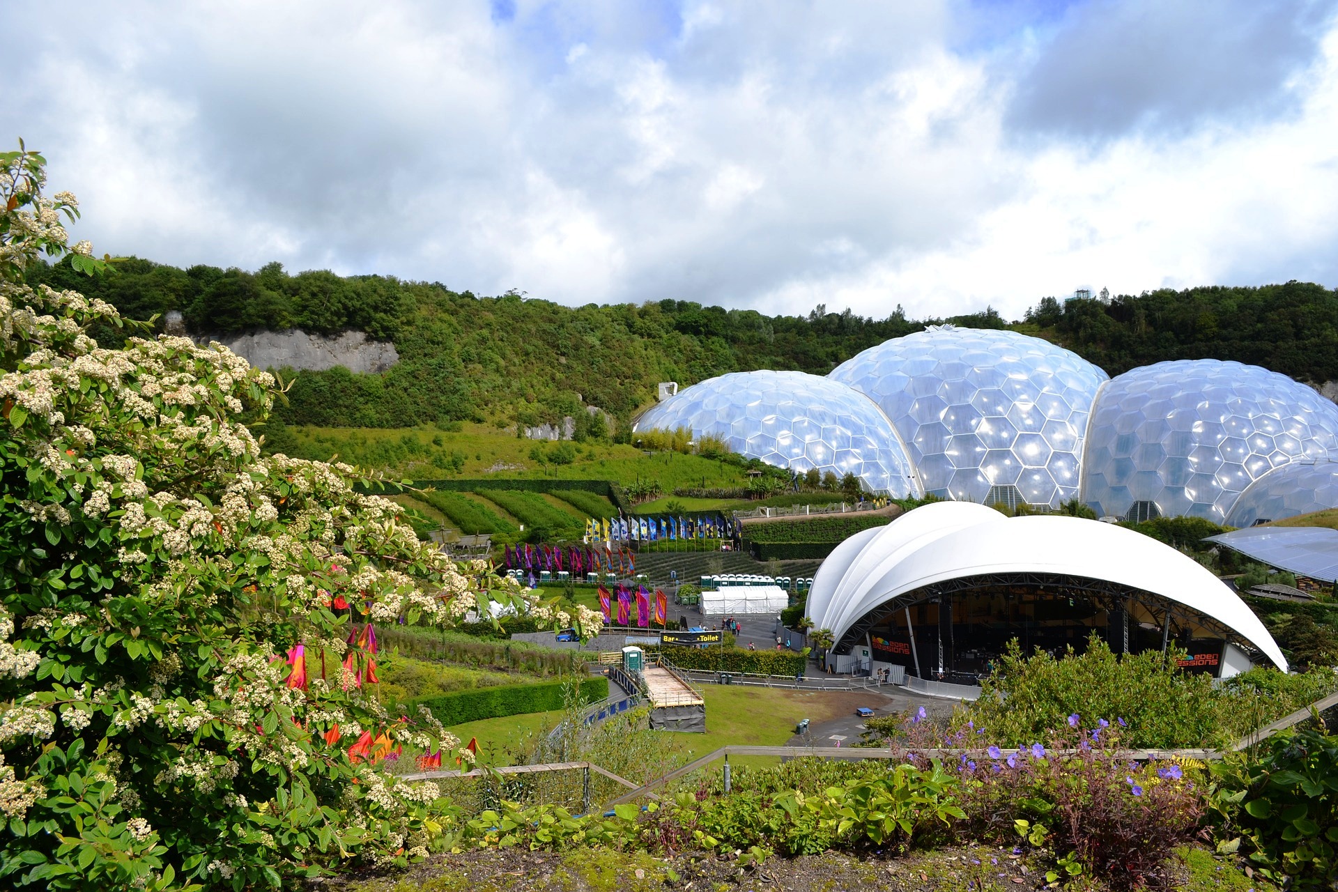 Eden Project Panoramic view.jpg