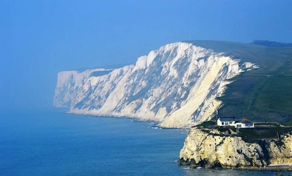 1 Isle of Wight Cliffs.jpg