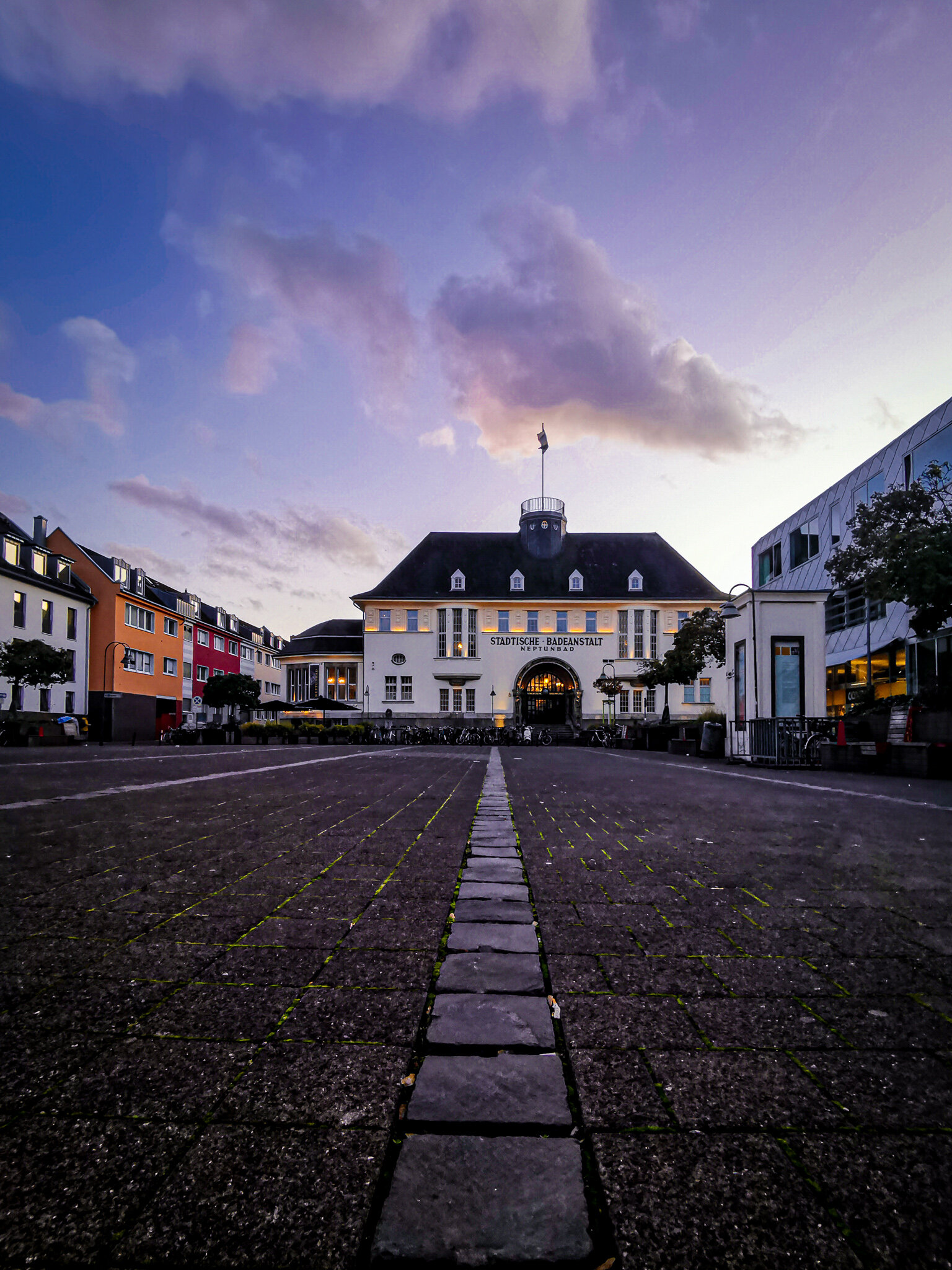 Neptunbad Ehrenfeld Sonnenuntergang 2019