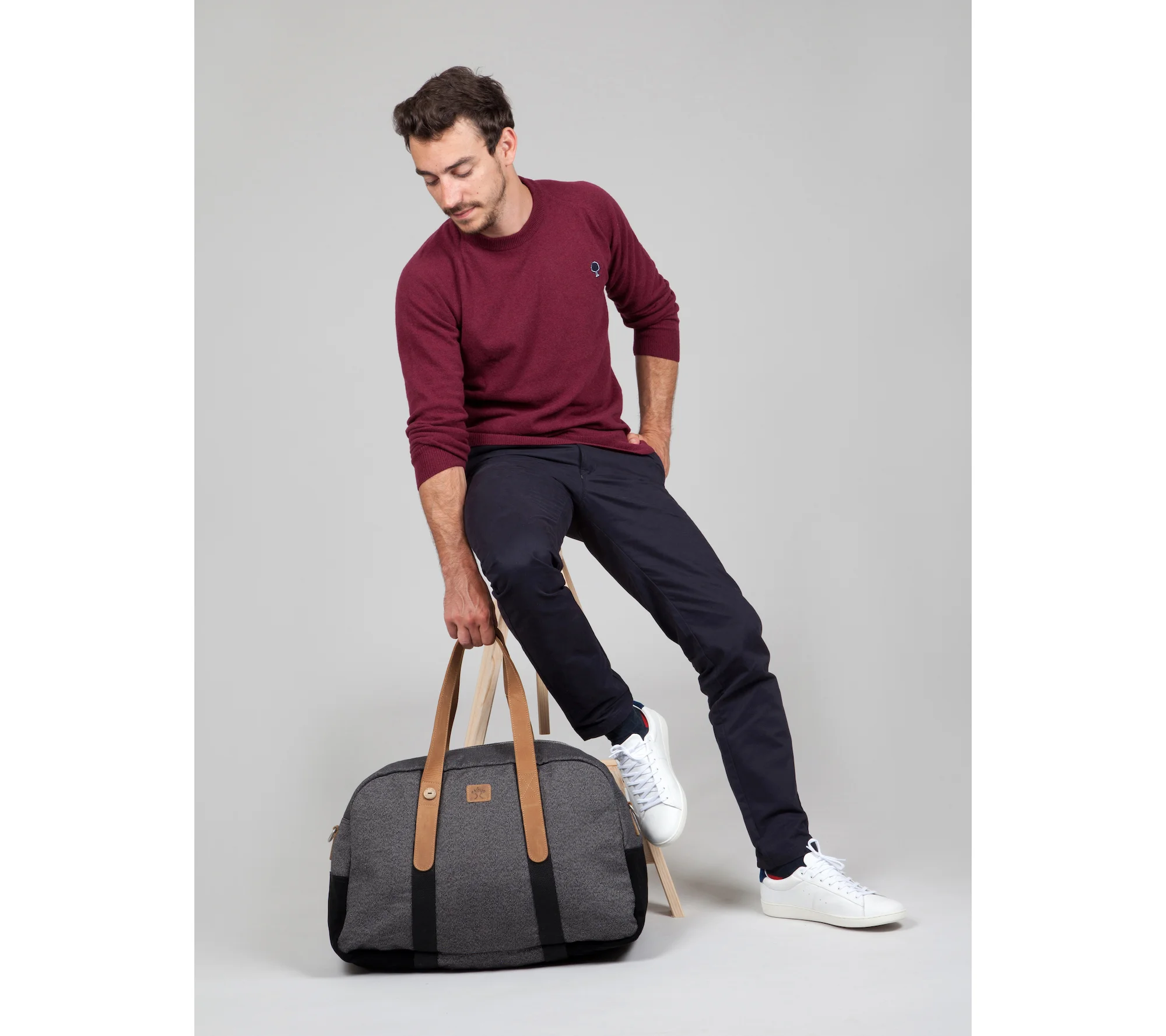 DP Arthur pull bordeaux.jpg