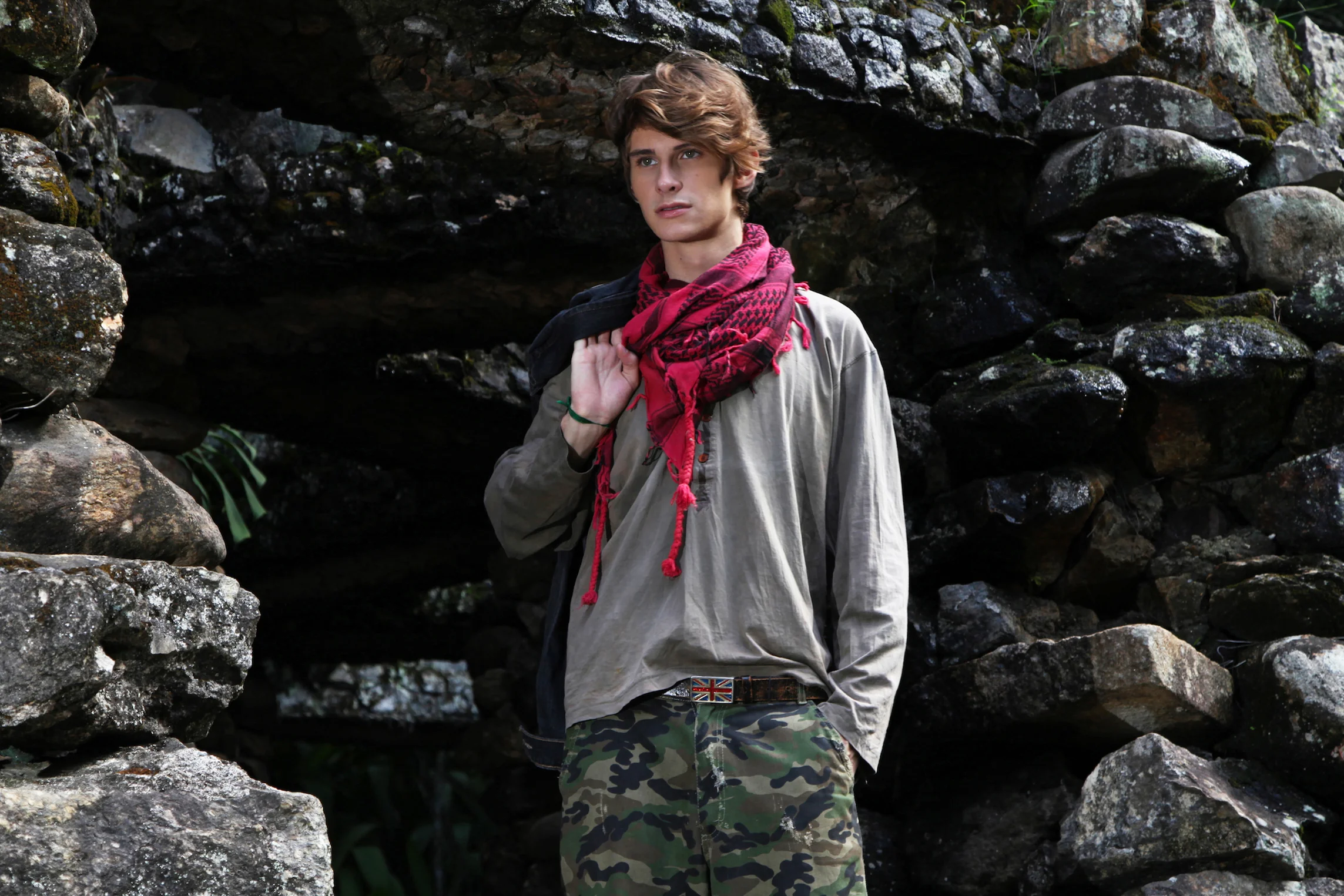 close up garçon copie.JPG