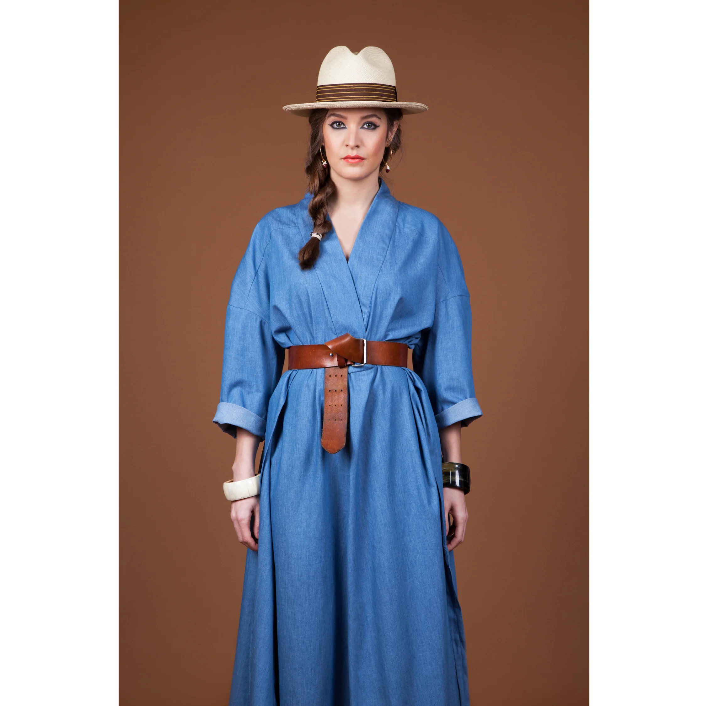 DP Robe longue bleue copie.jpg