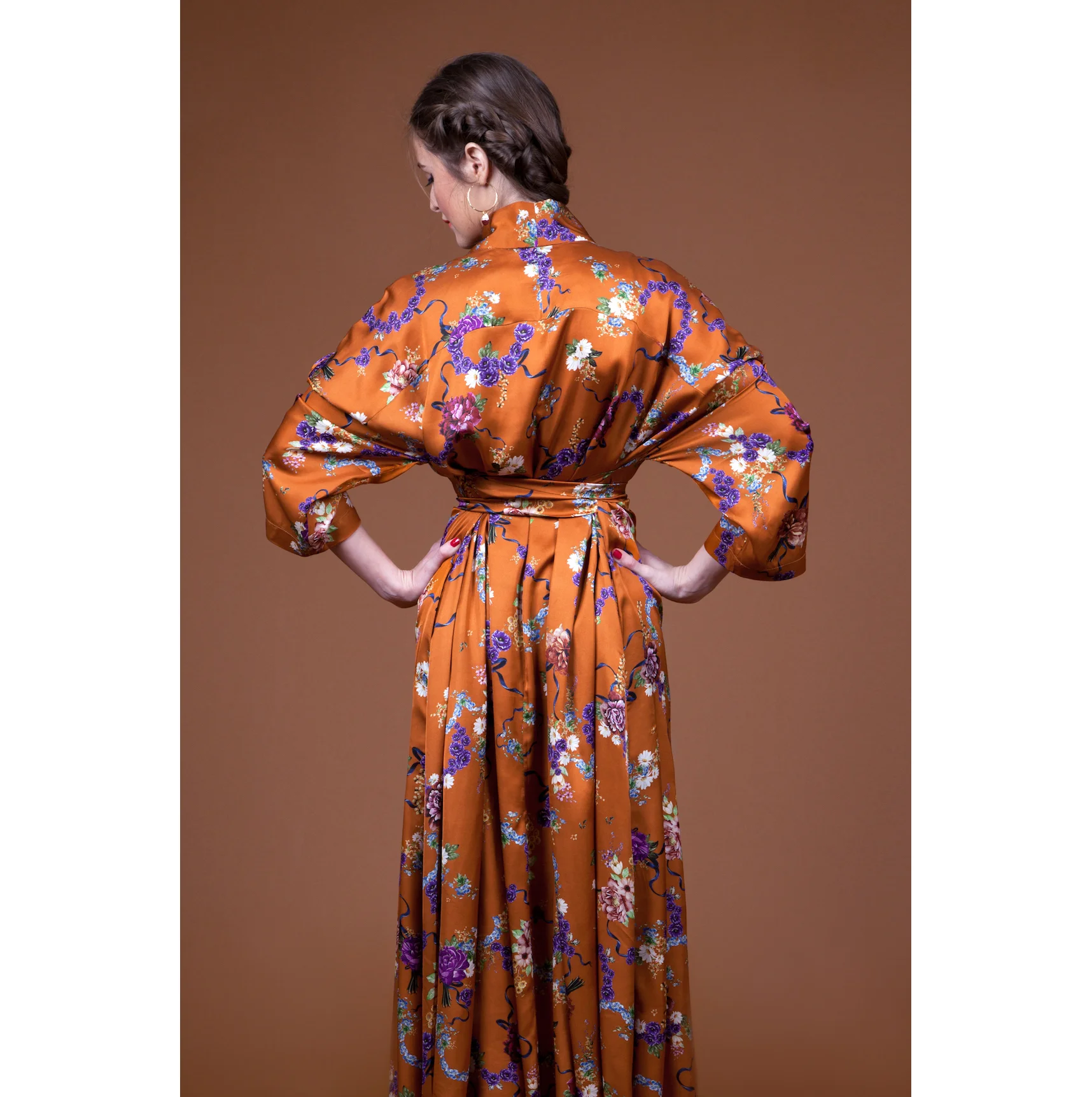 DP Robe à fleurs de dos recadrée copie.jpg