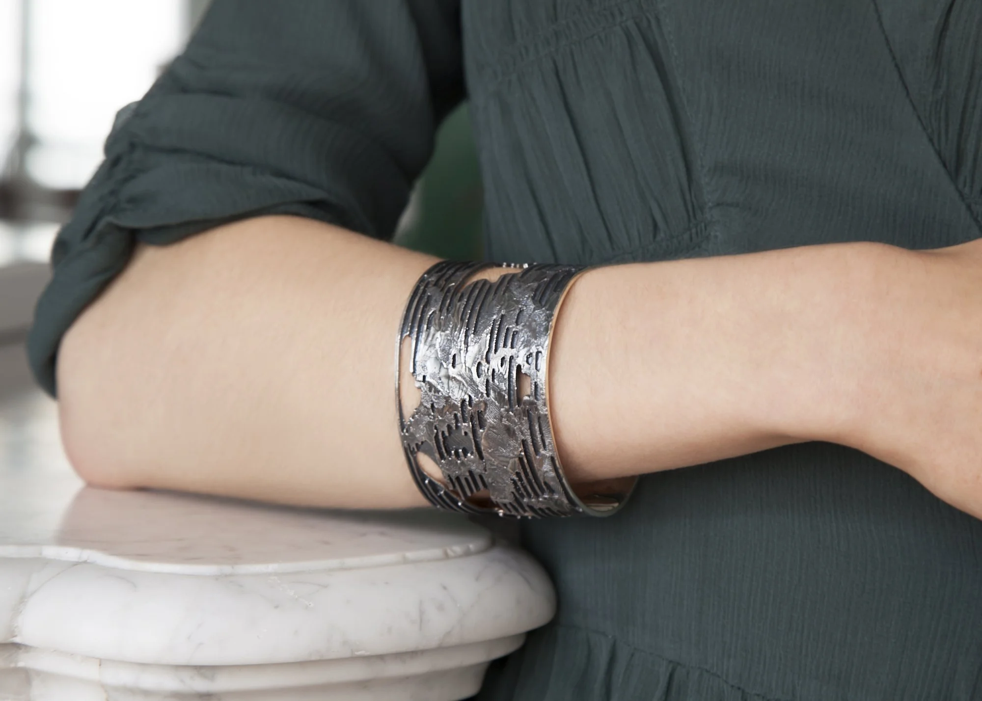 Bracelet argent zoom copie.jpg