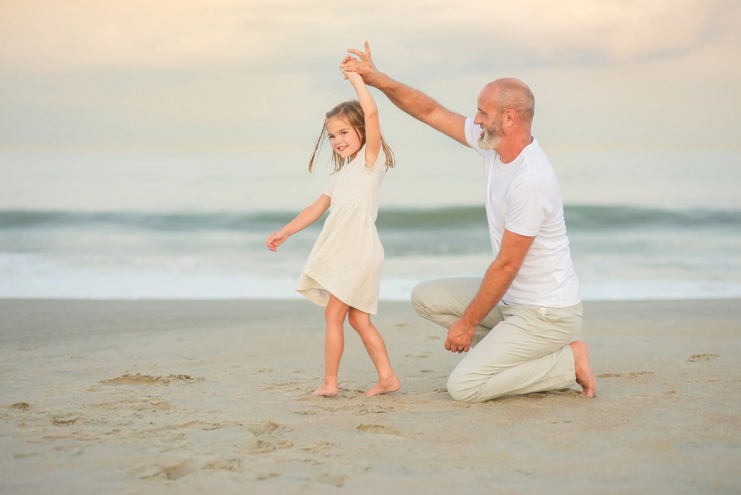 sunset-father-daughter-family-session-myrtle-beach-sc.jpg