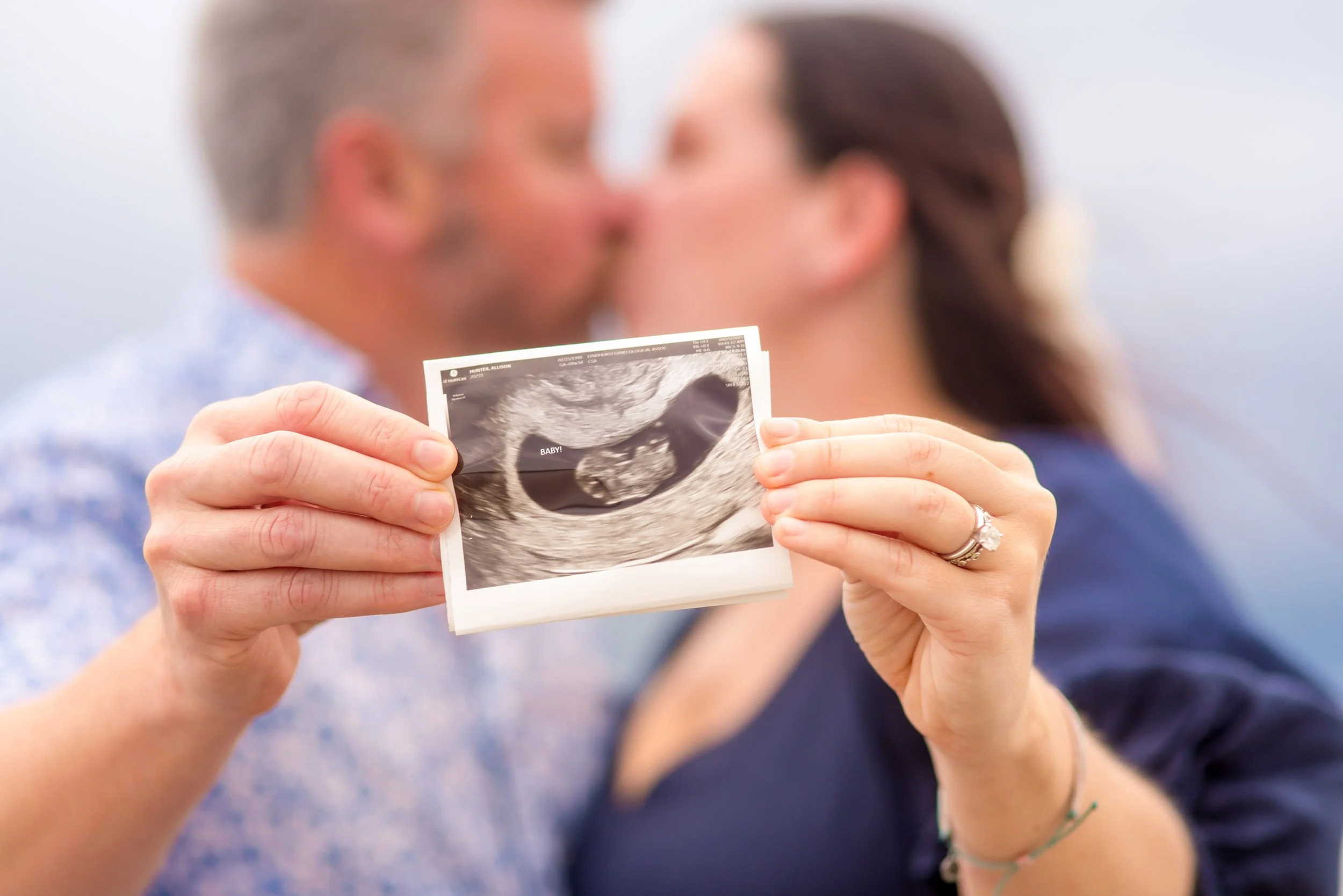 expecting-couple-beach-photos-myrtle-beach-sc.jpg