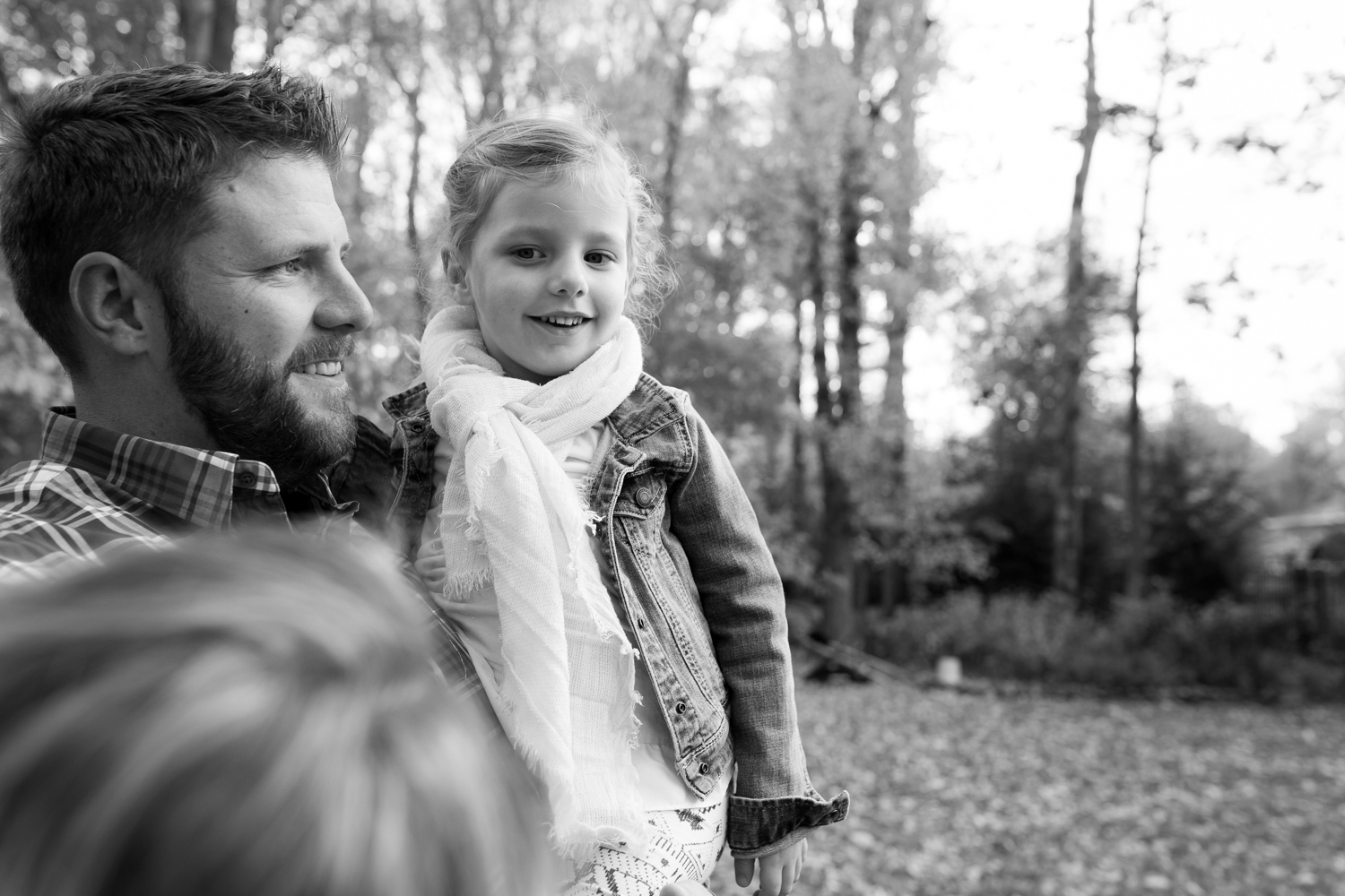 daddy and his daughter outside