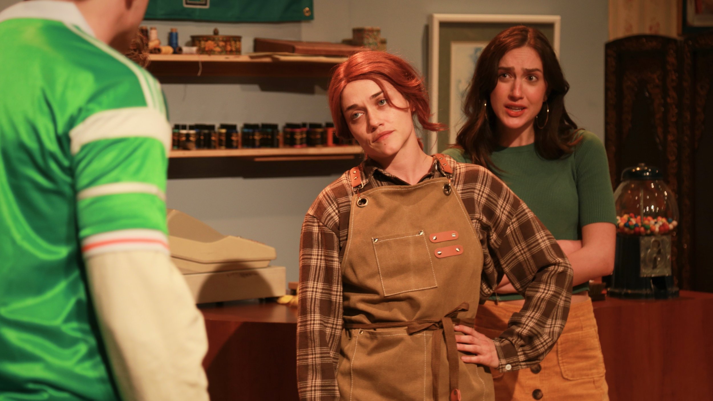  Alice Kemelberg (left) and Pilot Paisley-Rose (right) in Ballybunion Backs Bill at the Broadwater Main Stage, Hollywood. Photo by Michael Nie 