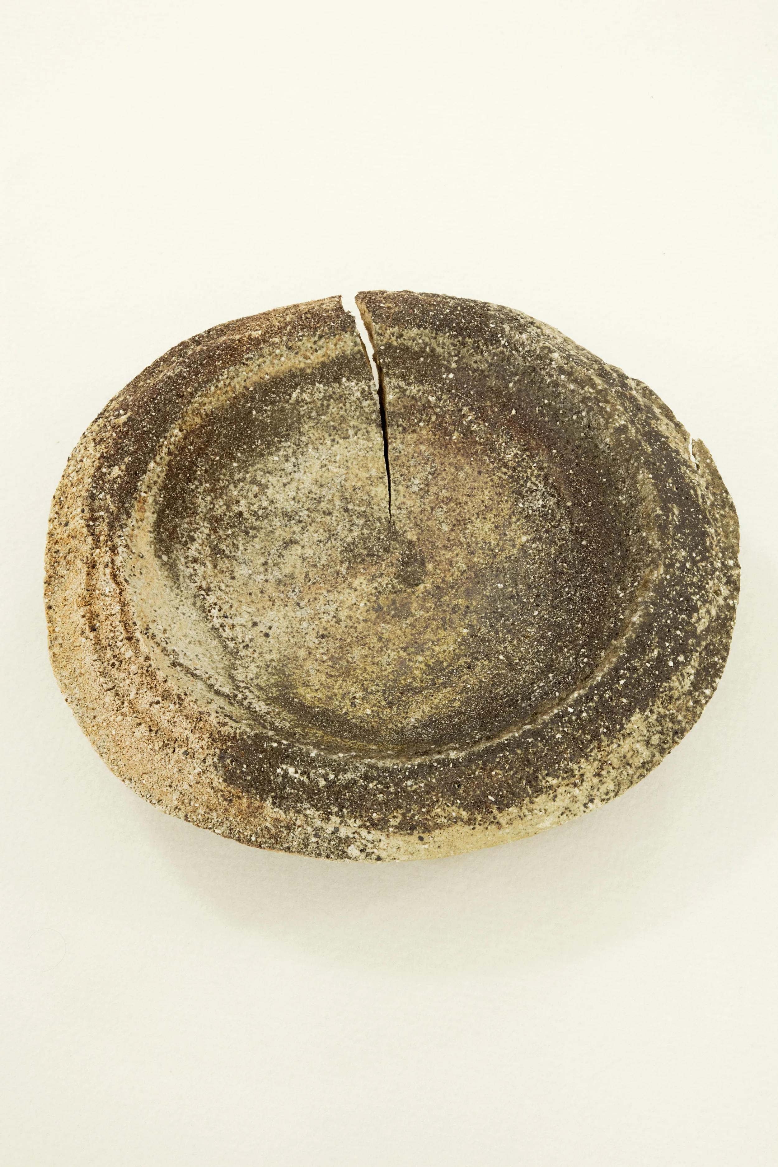 砂丘の雨 土 11 x 44.3 x 41 cm 2016