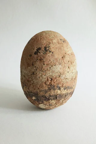 玉の子 土 31 x 23 x 23 cm 2016