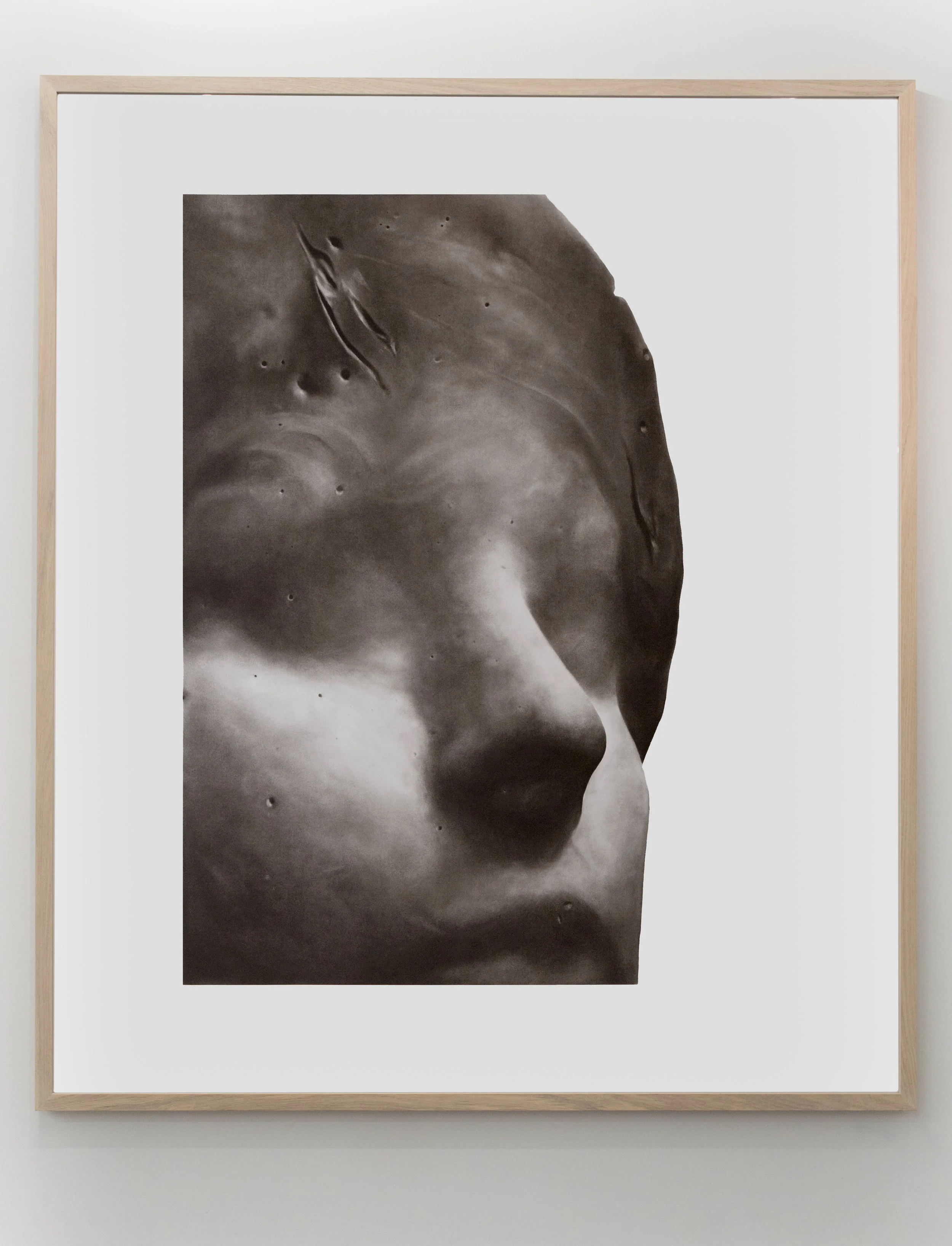 Fragment (Big Head III) Charcoal on paper 157x184 cm 2017