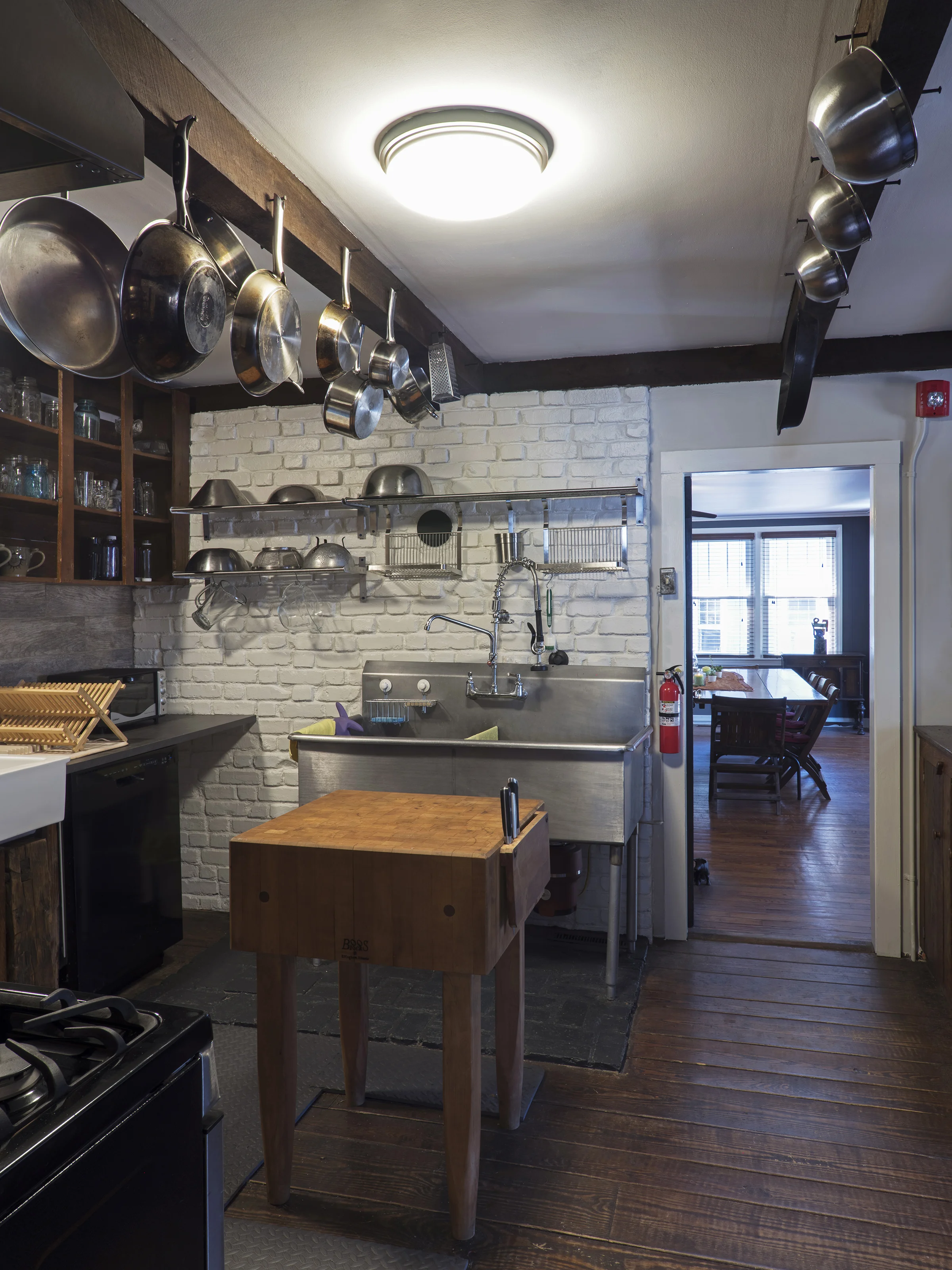 Kitchen_01.jpg