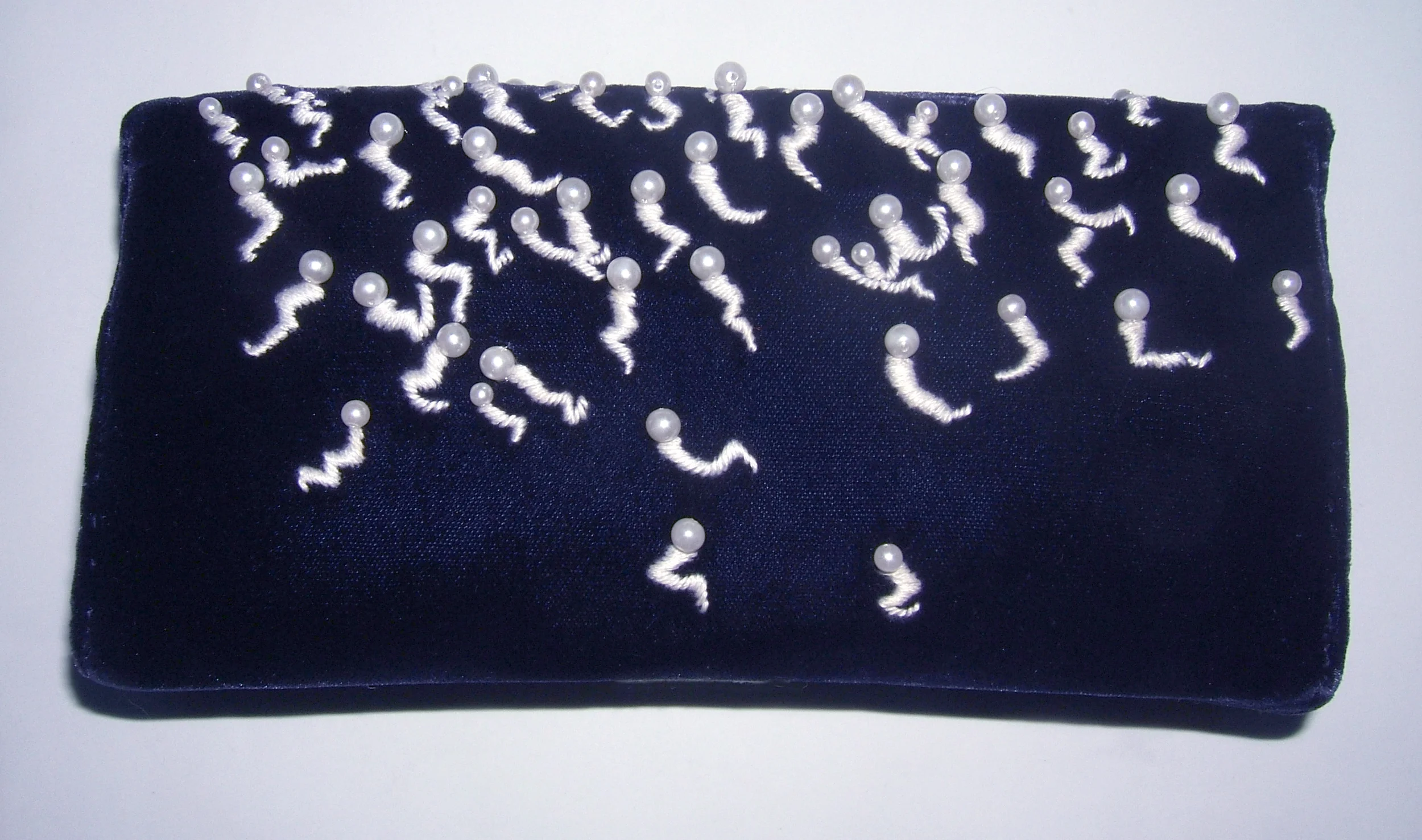 Fertilization Purse, side view