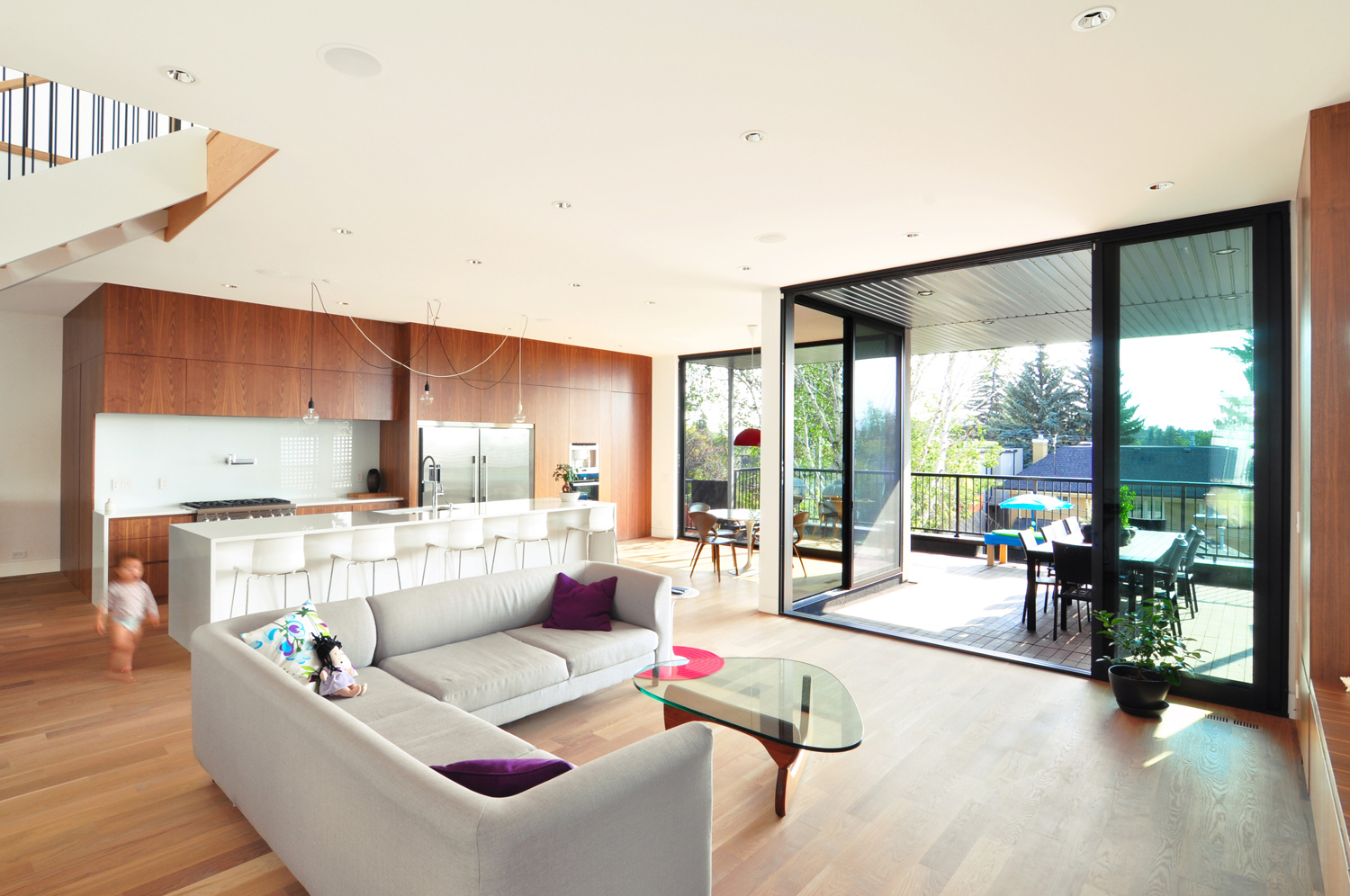 09-family room 1.jpg