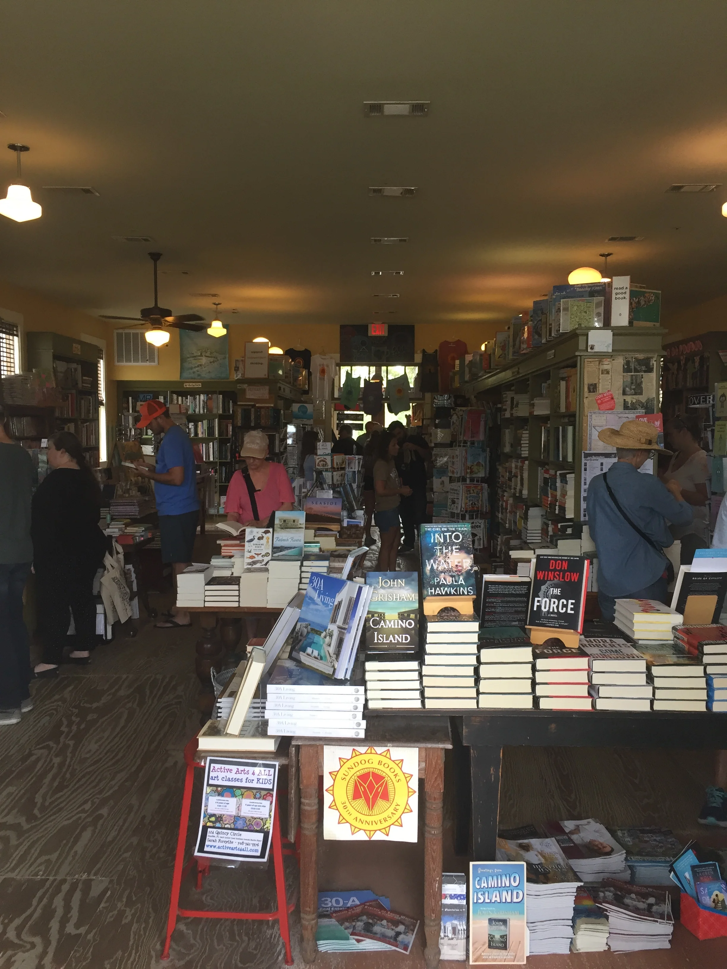 I briefly left my post to snap a picture of the inside of the store. Doesn't it look like so much fun? Oh, the hours I could lose in here . . .