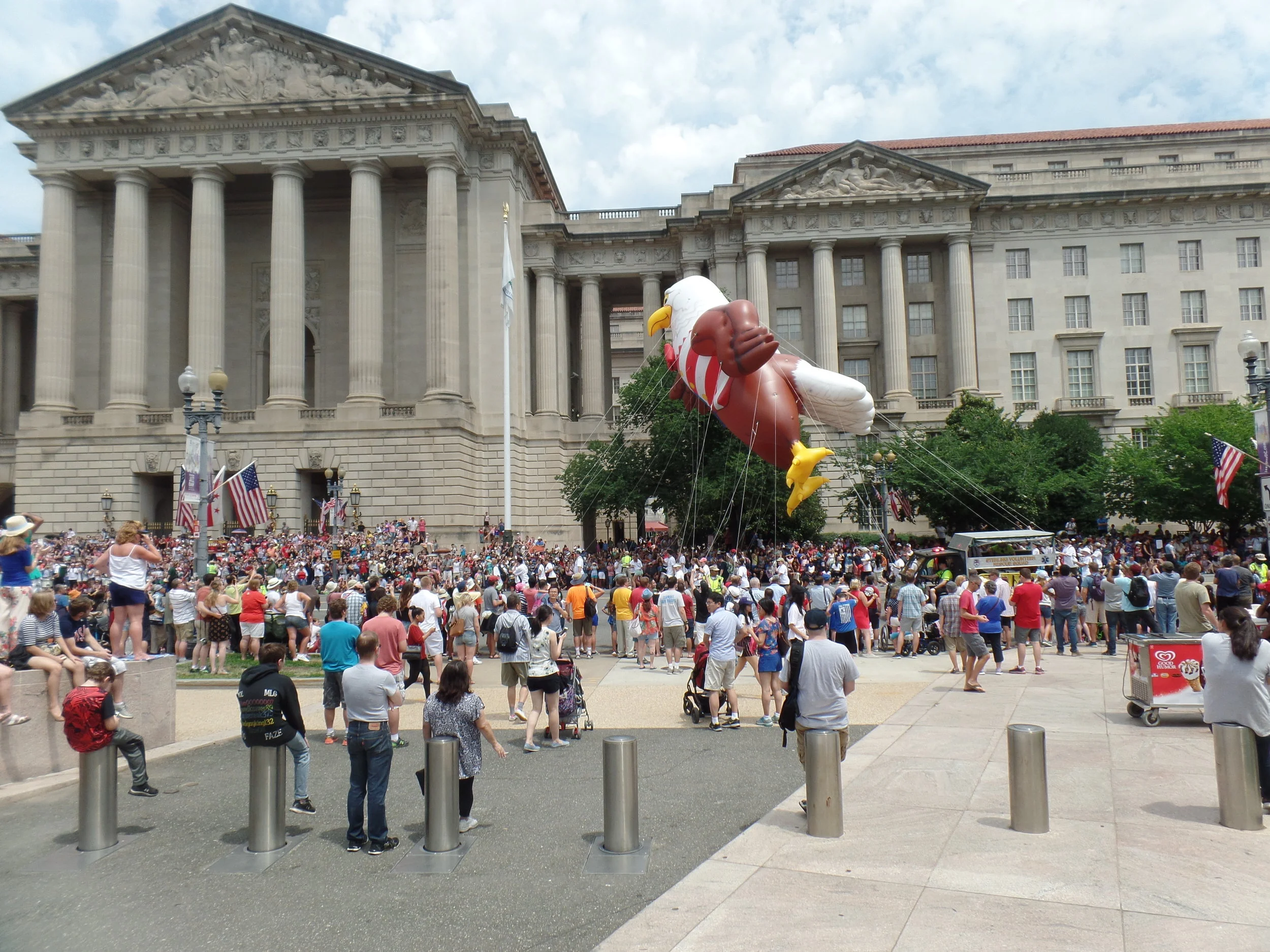 When we walked out of the Natural History Museum, there was a parade. (It was pretty good, but it can't beat the one in our neighborhood.)